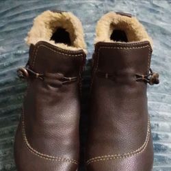 Clarks Brown Leather Shearling-Lined Ankle Boots