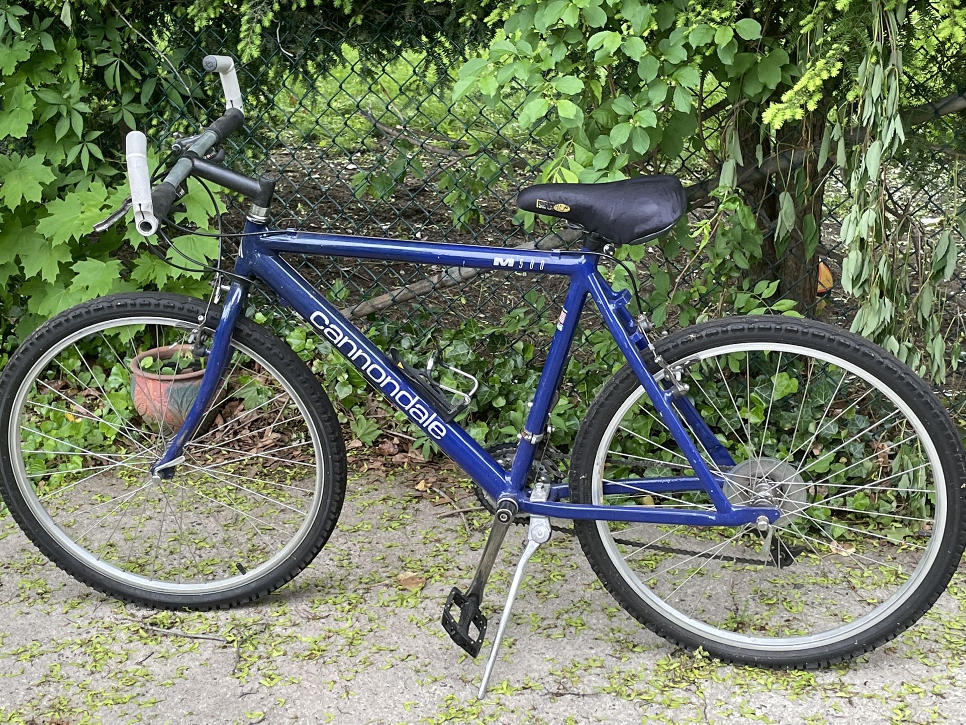 Cannondale m500 mountain bike sales