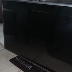 36 Inch LG TV