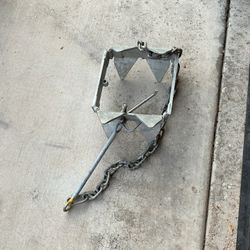 Anchors  1 Box Anchor And 1 Sand Spike