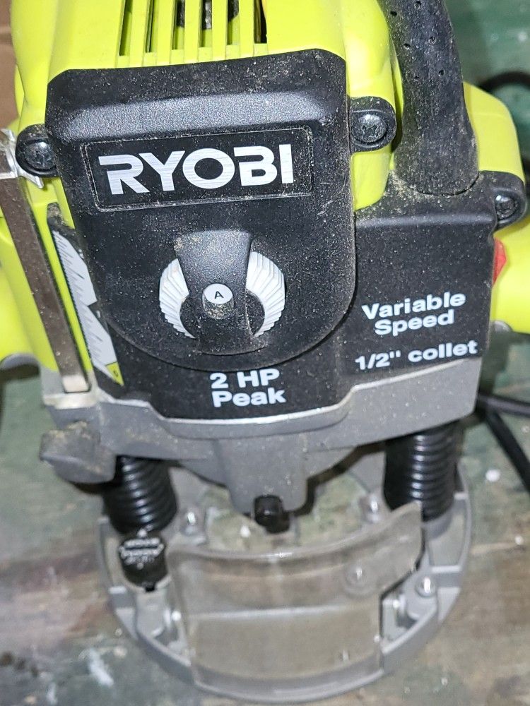 Plunge Router Ryobi