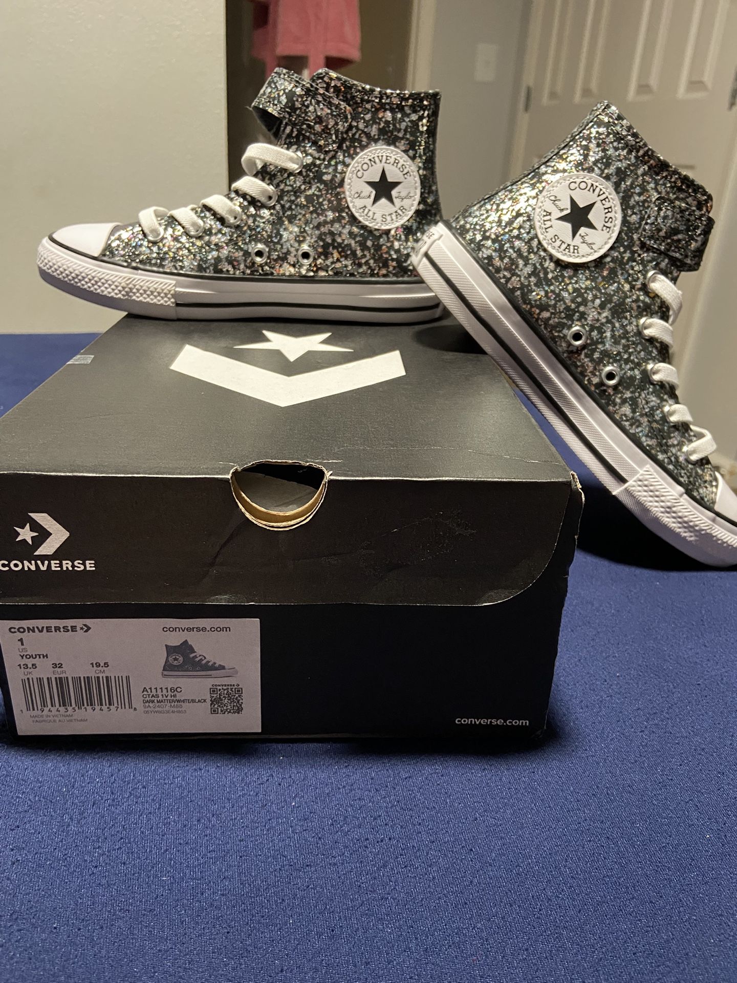 Youth Converse