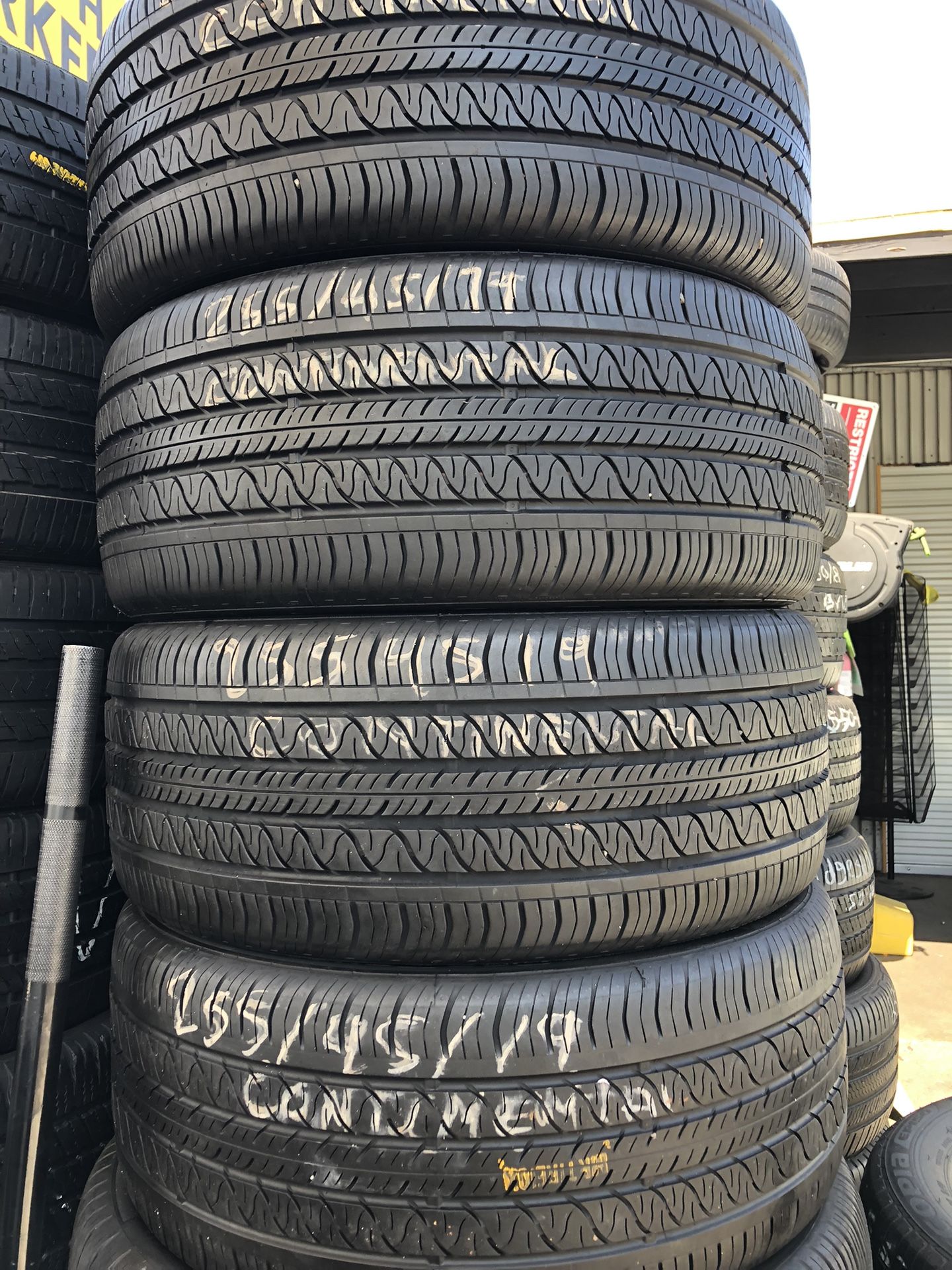 255/45/19 Continental Set Used Tires Installed And Balanced