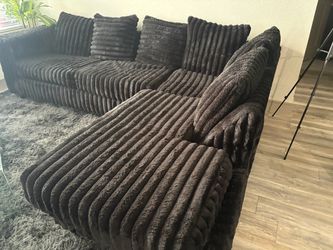 Black  Soft Sectional Sofa