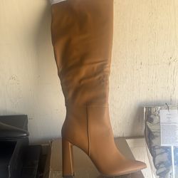 Tan boots size 9