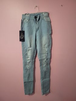 Brand new B.O.B woman's jeans size 1/2