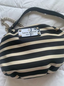 Stylish Purse With Shoulder Strap From Kate Spade. New York.reduced