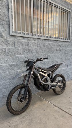2024 Surron ultra bee