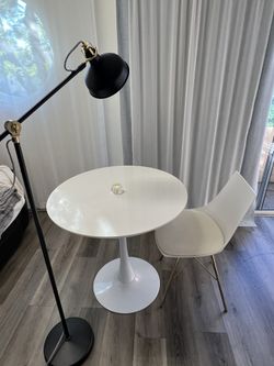 Dining Set: White Tulip Table + Chair + Floor Lamp 