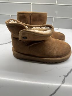 UGG Boots Youth Size 2