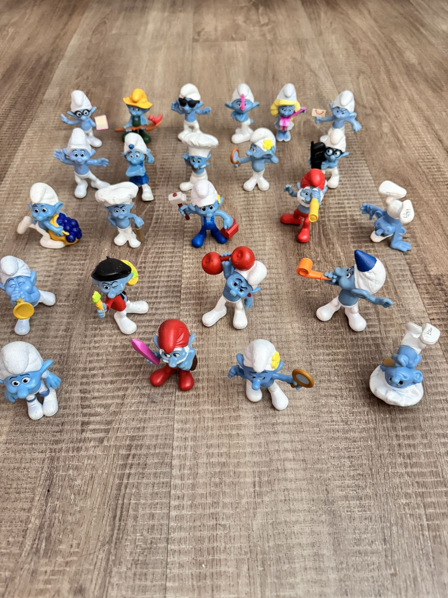 Smurf McDonald toys (2011) 2013