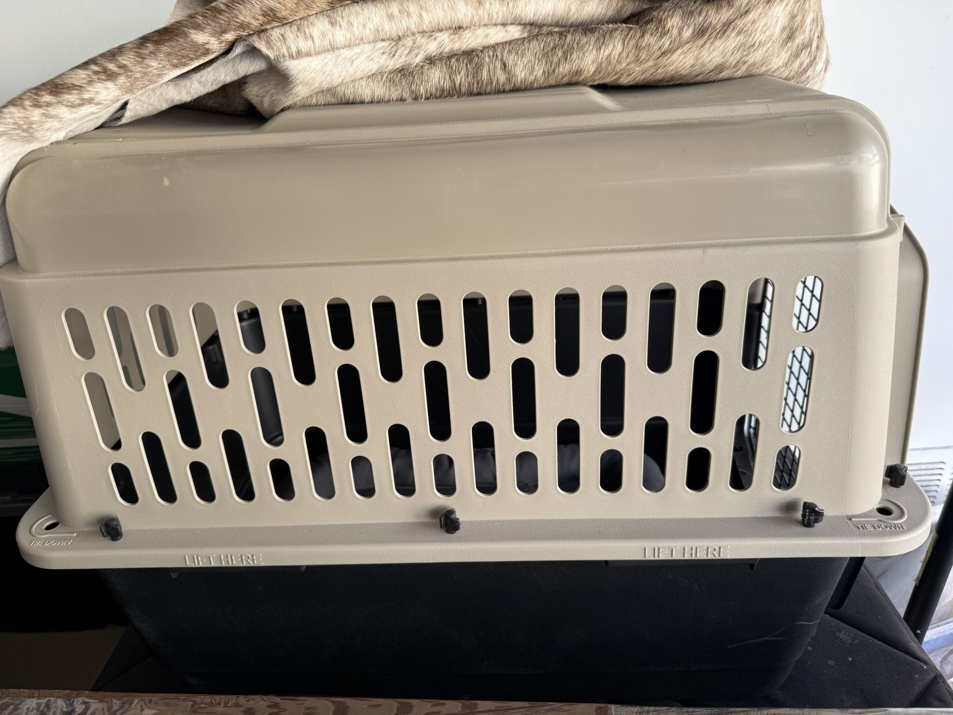 Medium Size Dog Crate