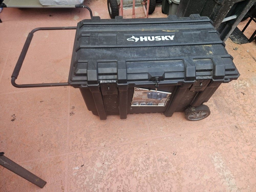 Husky 50 Gallon Jobsite Tool Box Toolbox