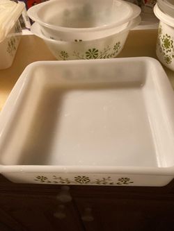 Glass bake bowls and tray $20