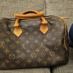 Louis Vuitton speedy 30 monogram purse LV