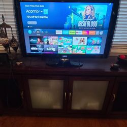 NOT SMART - VIZIO 42 INCH TV 