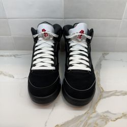 Jordan 5 Retro Black Metallic Reimagined GS Size 5.5Y