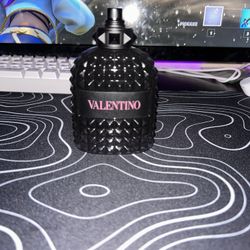 Valentino Umoa Born In Roma Coral Fantasy Entrodose