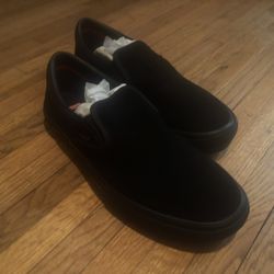 Vans Classic Slip-On Shoes – Black – Men’s Size 12