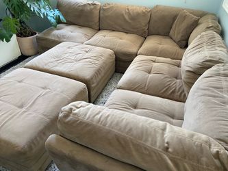 Sectional Sofa + 2 Ottomans