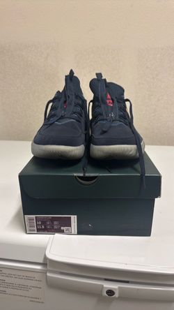 Lebron16 low titan