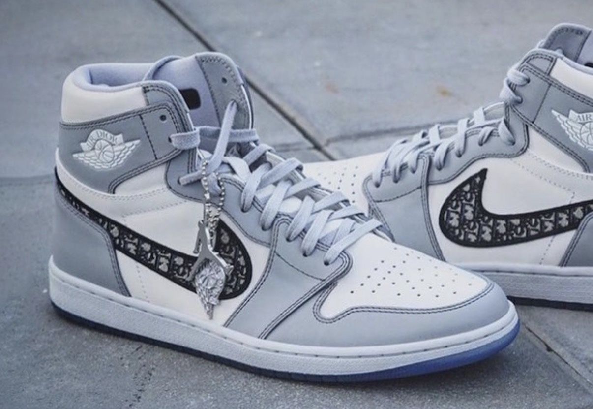 AIR JORDAN RETRO DIOR SIZE 11 Brand New