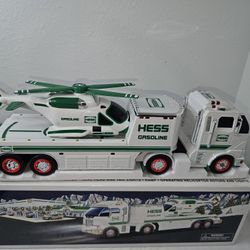 Camión Y Helicóptero Hess