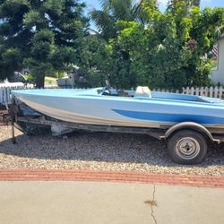 Ski Boat 1965 Tahiti  With 135 Mercury Black Max