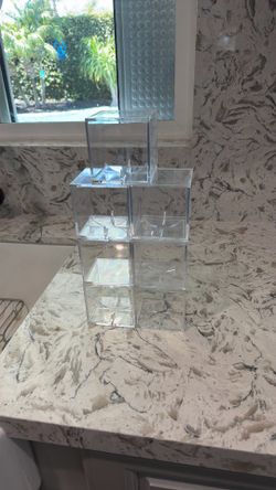 7 acrylic baseball cases