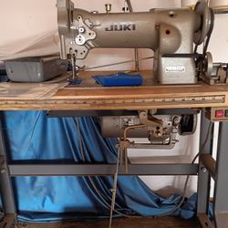 Juki Lu-562 Sewing Machine 