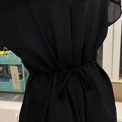 Nice Top/Medium-Large Size