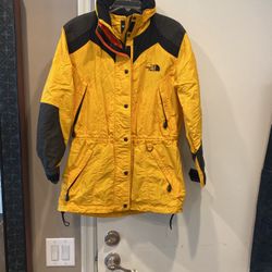 The North Face Women’s Extreme Light Jacket