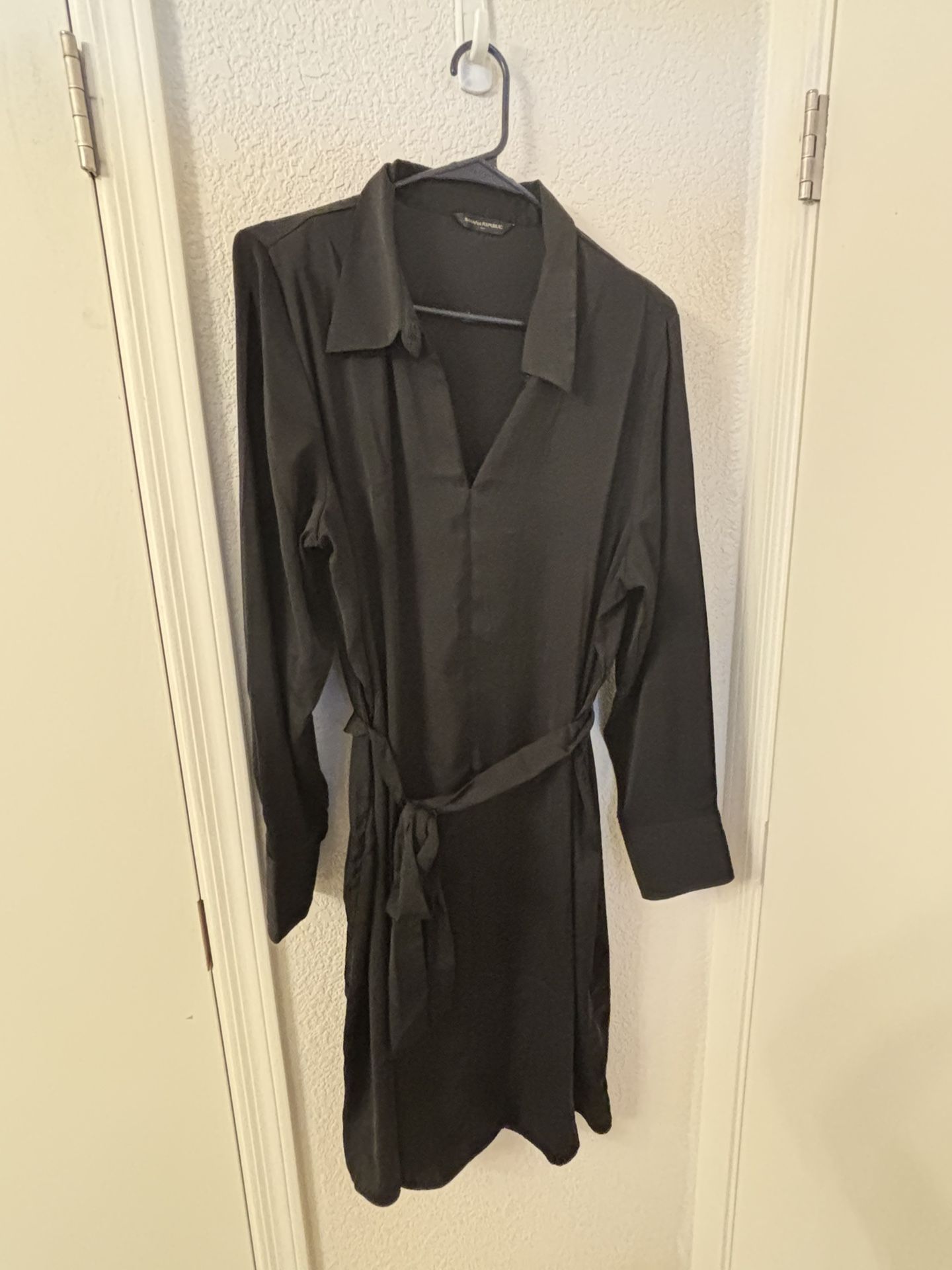 Silky Banana Republic XL Dress