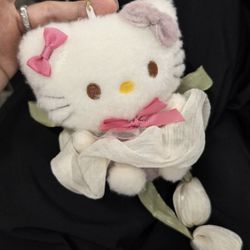 Hello Kitty Plush Keychain 