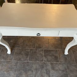 Provincial Style Desk