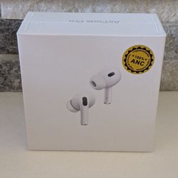 AirPods Pro (2nd Generation) With MagSafe Charging Case (USB-C)