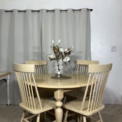 Round Kitchen Dining Table & 4 Chairs 