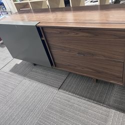 Credenza 