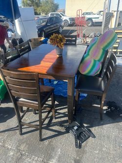 Dinner table 6 chairs solid wood used