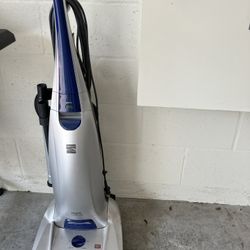 Kenmore Vacuum. 