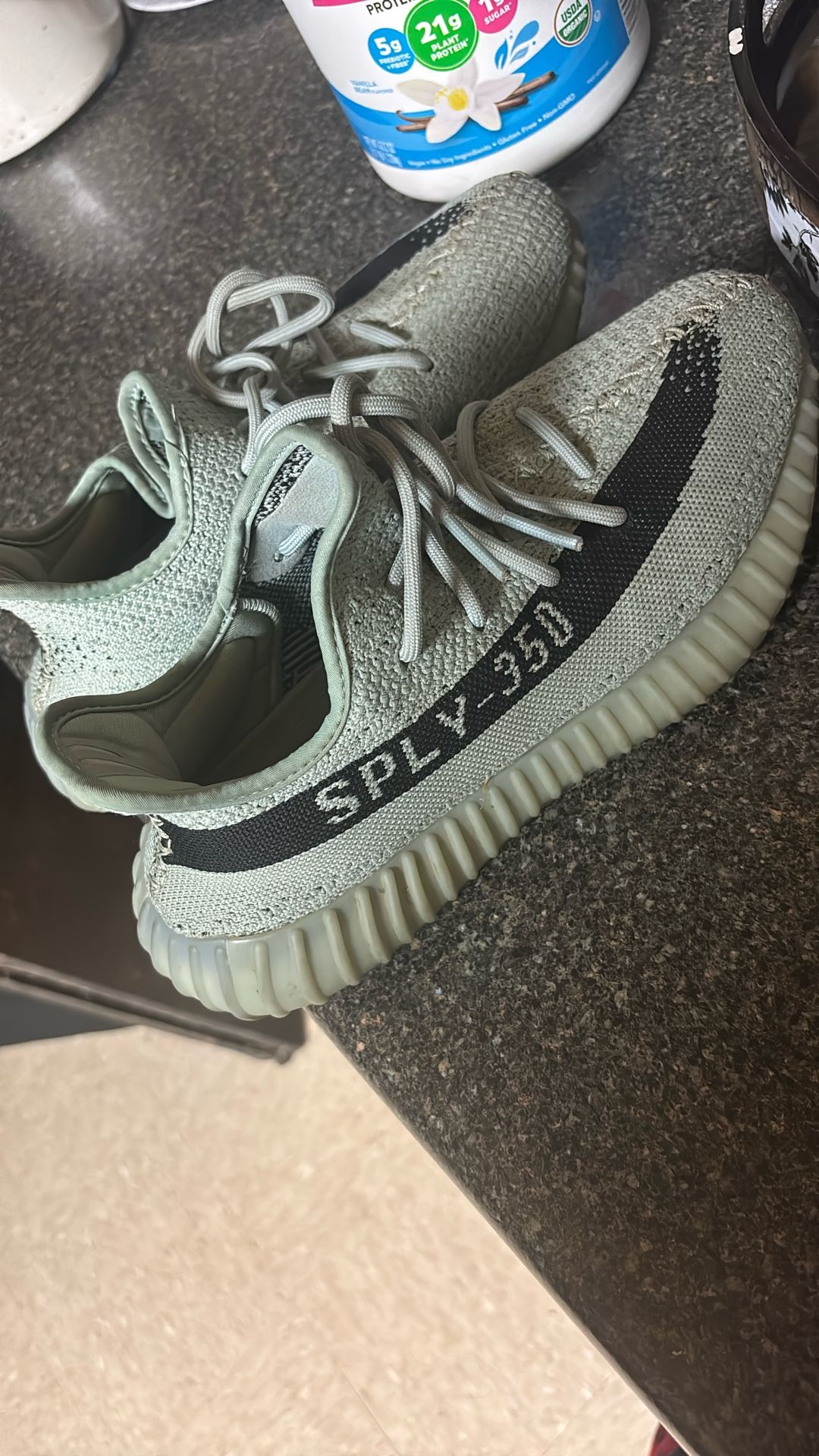 Used Yeezys Women Size 7 1/2