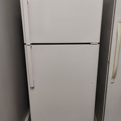 Refrigerator Freezer 16.6 