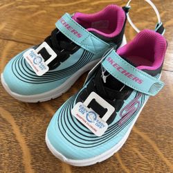 Never Used Skechers Aqua Pink Easy On Off Shoes 