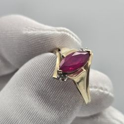 10 K  Birthstone Red=nice ring