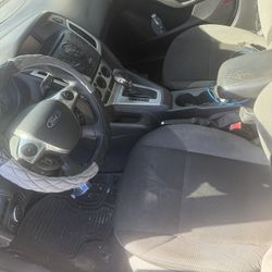 Flex ,fuel Ford Focus ,silver 