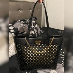 Guess Shoulder Bag