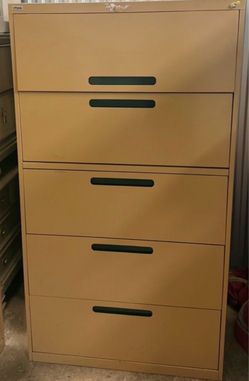 Filing Cabinet FREE Must pickup
