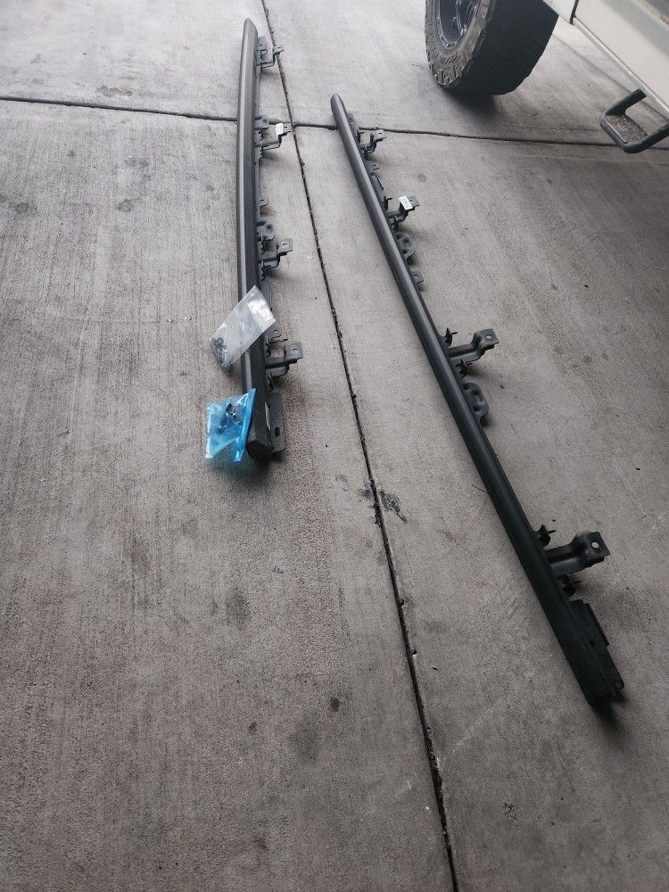 2023 Jeep Gladiator Rock Sliders