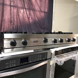 Viking 48” Wide Stainless Steel Gas Range Stove Top