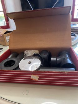 Price Pfister waste and overflow unit brand new
